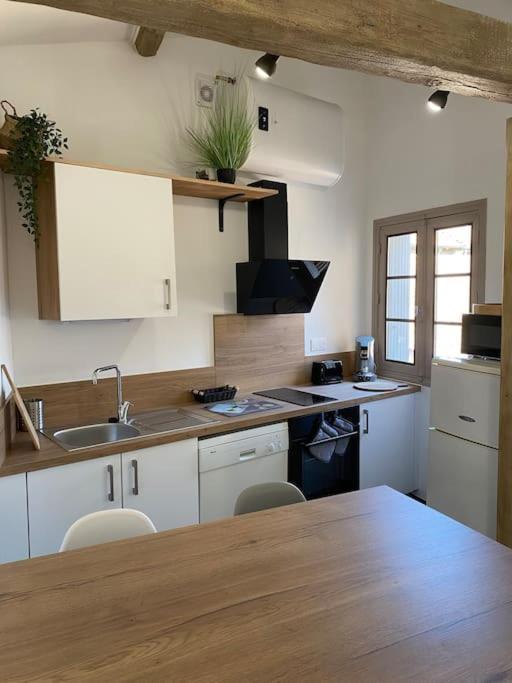 Le Petit Loft Des Halles Béziers Exterior foto